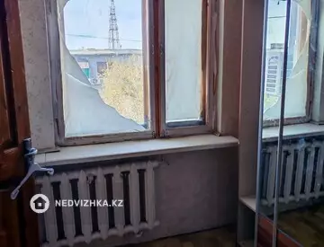 2-комнатная квартира, этаж 4 из 4, 45 м²