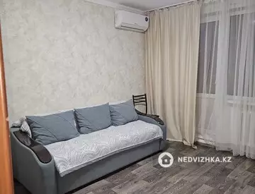 1-комнатная квартира, этаж 3 из 5, 35 м², Посуточно