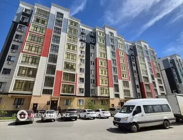 2-комнатная квартира, этаж 6 из 9, 69 м², На длительный срок