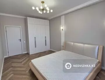 2-комнатная квартира, этаж 6 из 9, 69 м², На длительный срок