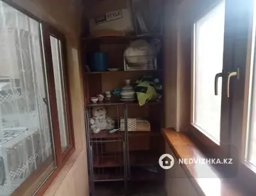 1-комнатная квартира, этаж 3 из 5, 40 м², На длительный срок