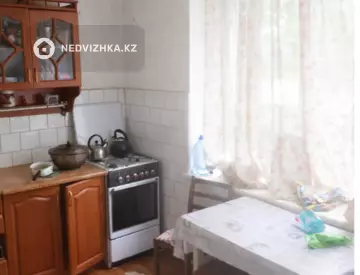 3-комнатная квартира, этаж 1 из 5, 85 м²