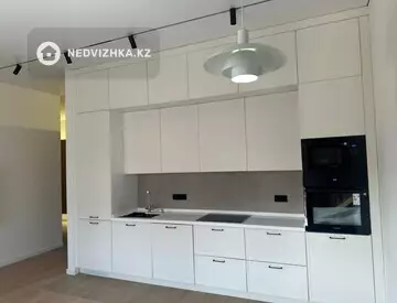 3-комнатная квартира, этаж 7 из 7, 83 м², На длительный срок