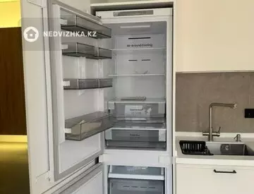 3-комнатная квартира, этаж 7 из 7, 83 м², На длительный срок