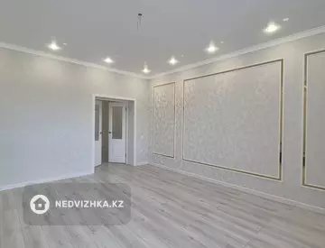 4-комнатная квартира, этаж 5 из 5, 158 м²