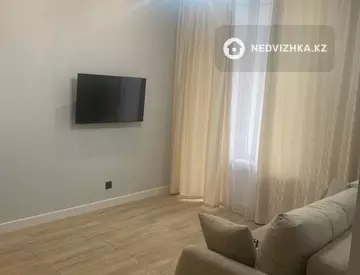 1-комнатная квартира, этаж 6 из 14, 39 м², На длительный срок