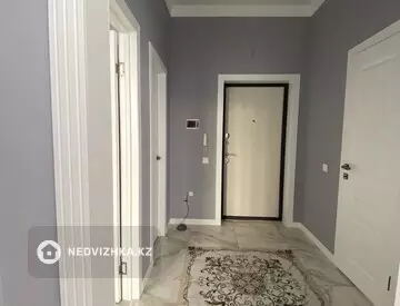 1-комнатная квартира, этаж 9 из 9, 37 м²