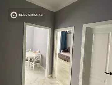 1-комнатная квартира, этаж 9 из 9, 37 м²