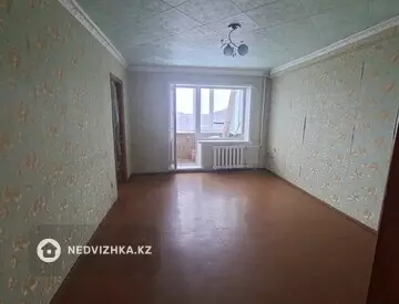 3-комнатная квартира, этаж 3 из 5, 60 м²