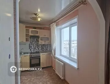 3-комнатная квартира, этаж 3 из 5, 60 м²