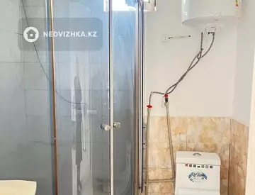 3-комнатная квартира, этаж 1 из 2, 40 м², На длительный срок