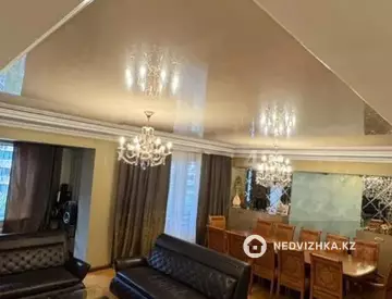 3-комнатная квартира, этаж 6 из 13, 162 м²