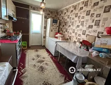 2-комнатная квартира, этаж 2 из 4, 54 м²