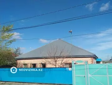 4-комнатная квартира, этаж 1 из 1, 150 м²