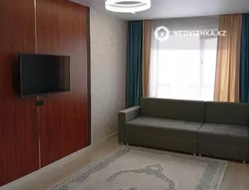 1-комнатная квартира, этаж 5 из 10, 40 м²