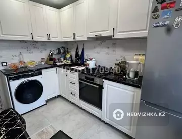 4-комнатная квартира, этаж 4 из 5, 73 м²