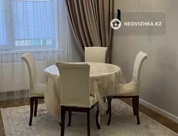 3-комнатная квартира, этаж 8 из 10, 88 м²