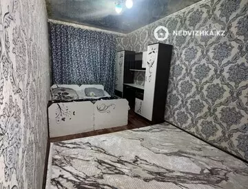 3-комнатная квартира, этаж 3 из 4, 58 м², На длительный срок