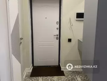 3-комнатная квартира, этаж 2 из 4, 76 м²