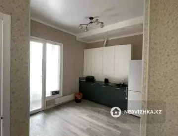 1-комнатная квартира, этаж 11 из 15, 42 м²