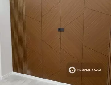 2-комнатная квартира, этаж 8 из 8, 71 м²