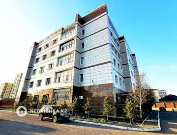 3-комнатная квартира, этаж 4 из 5, 95 м²