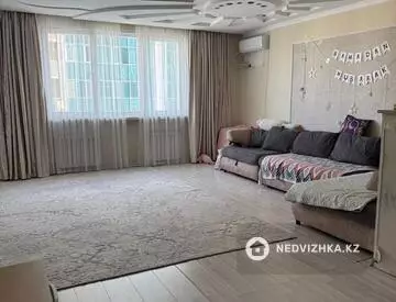 4-комнатная квартира, этаж 10 из 14, 110 м²
