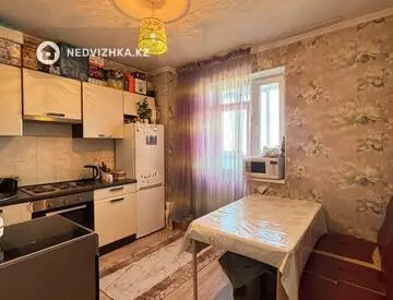 1-комнатная квартира, этаж 14 из 14, 36 м²