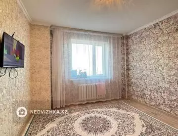 1-комнатная квартира, этаж 14 из 14, 36 м²