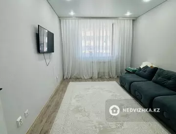 1-комнатная квартира, этаж 3 из 8, 39 м²