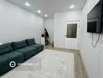 1-комнатная квартира, этаж 3 из 8, 39 м²