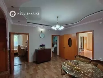 5-комнатный дом, 6 соток, 87 м²