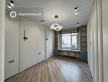 3-комнатная квартира, этаж 3 из 17, 93 м²