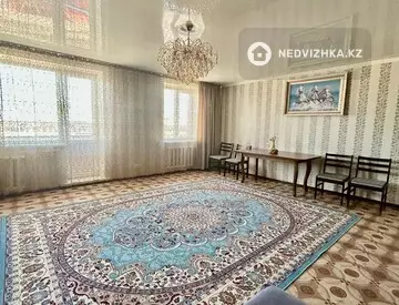 4-комнатная квартира, этаж 4 из 6, 102 м²