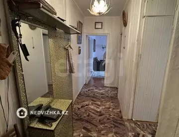 3-комнатная квартира, этаж 1 из 5, 57 м²