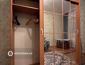 1-комнатная квартира, этаж 3 из 5, 33 м²