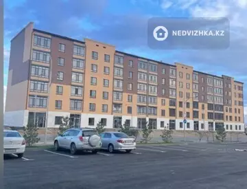 2-комнатная квартира, этаж 3 из 5, 51 м²