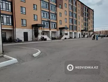 2-комнатная квартира, этаж 3 из 5, 51 м²