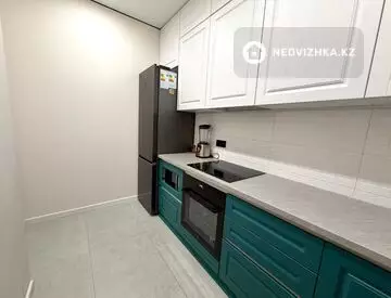 3-комнатная квартира, этаж 12 из 16, 84 м²