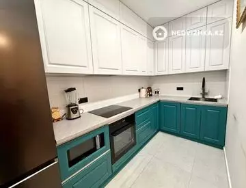 3-комнатная квартира, этаж 12 из 16, 84 м²