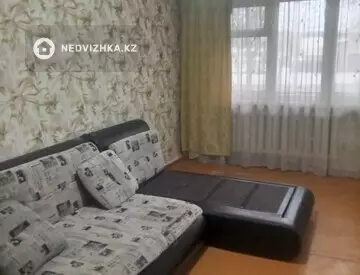 2-комнатная квартира, этаж 1 из 5, 48 м², На длительный срок