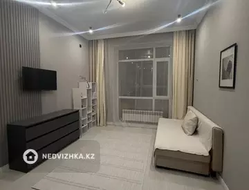 1-комнатная квартира, этаж 2 из 10, 40 м², На длительный срок
