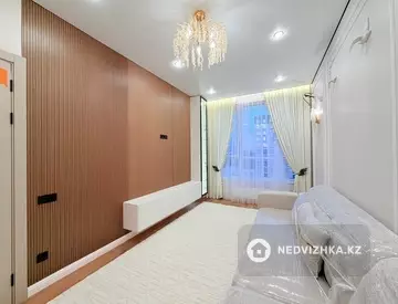 2-комнатная квартира, этаж 13 из 18, 65 м²