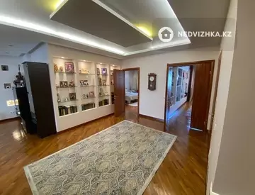 3-комнатная квартира, этаж 16 из 17, 120 м²