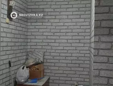 1-комнатная квартира, этаж 4 из 5, 31 м²