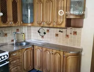 3-комнатная квартира, этаж 2 из 9, 68 м²
