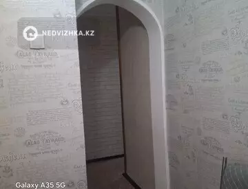 2-комнатная квартира, этаж 3 из 5, 40 м²