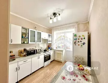 1-комнатная квартира, этаж 12 из 15, 34 м²