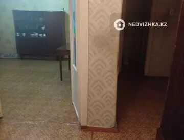 2-комнатная квартира, этаж 4 из 5, 52 м²