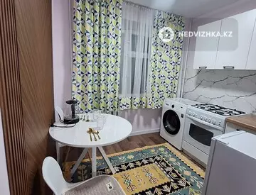 1-комнатная квартира, этаж 2 из 4, 31 м², Посуточно
